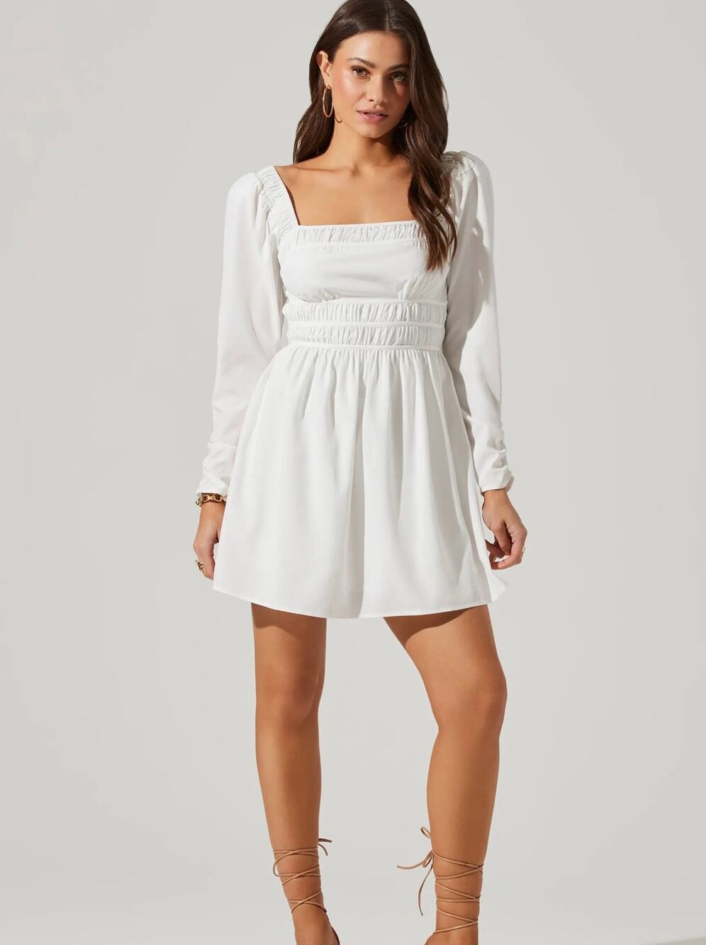 Astr The Label Cinched Waist Smocked Long Sleeve White Mini Dress Large